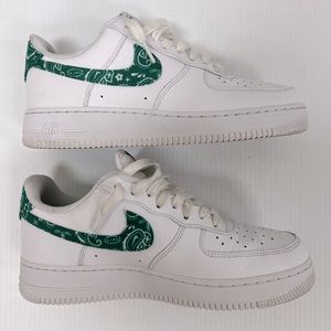 Green white Air Force one